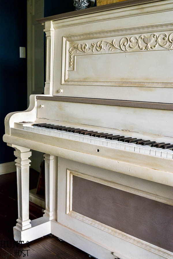 Painted Piano: This 100 year old piano gets a makeover with a two color scheme, a fresh piano painting idea with a color and product source guide. 