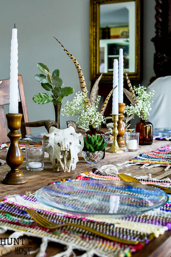 Boho table setting. Yes you can get awesome Boho décor on the cheap. Look at this cute table full of dollar store fall decorating accessories. 
