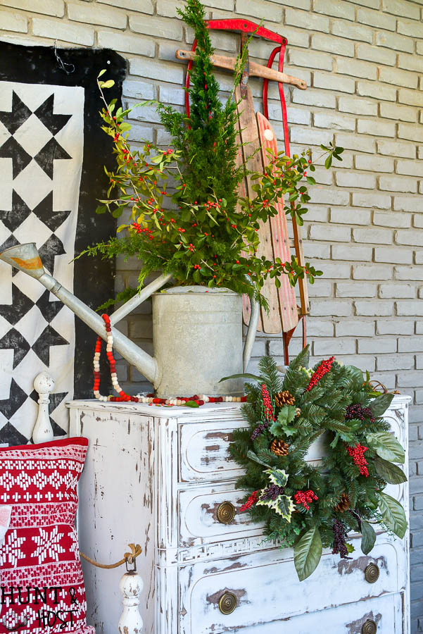 Christmas wreath ideas for your front porch. Get in the Christmas spirit with this fun porch tour full of Christmas decorating ideas! 