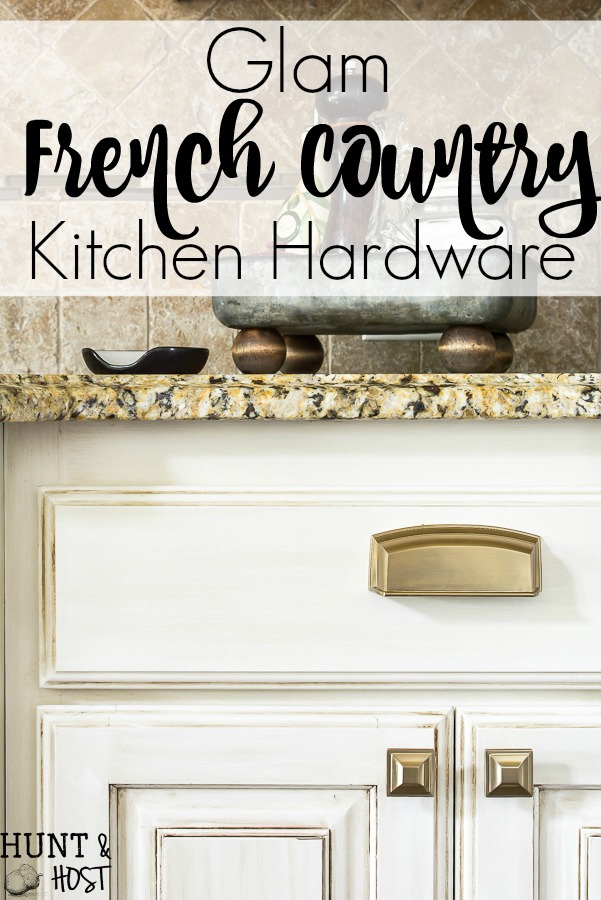 Install new kitchen hardware like a pro and upgrade your spec home into a custome home in an afternoon. #easyupgrade #builderhome #hardwaretips #frenchcountrykitchen